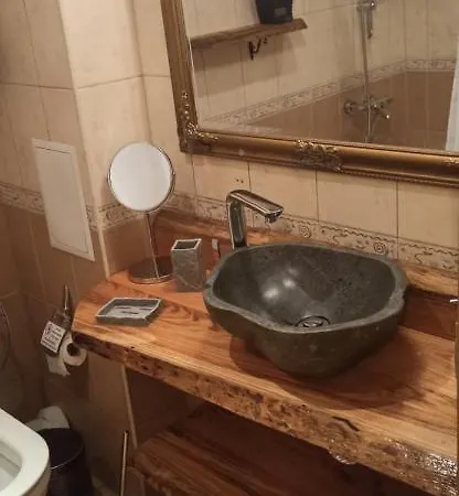 Bella Casa Beli Iskar