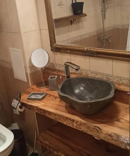 Bella Casa Beli Iskar